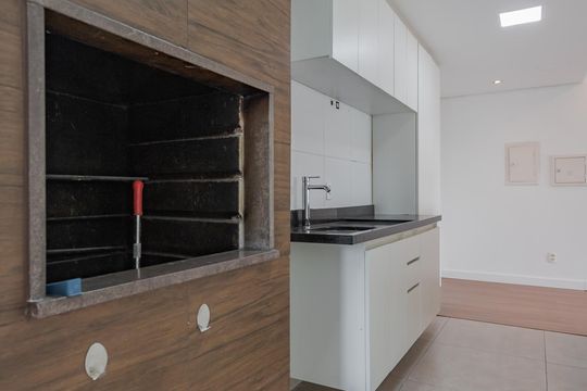 Cozinha e Área de Serviço de apartamento para alugar com 2 quartos, 87m² em Cristo Redentor, Porto Alegre
