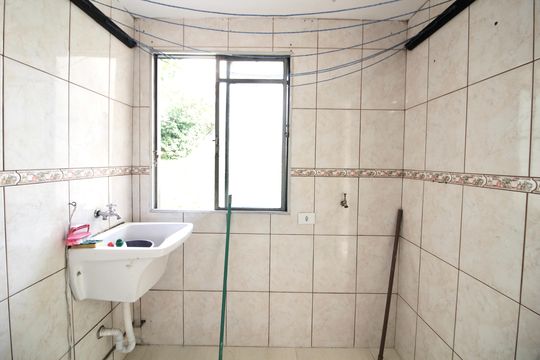 Área de serviço  de apartamento para alugar com 2 quartos, 49m² em Conjunto Habitacional Padre Manoel de Paiva, São Paulo