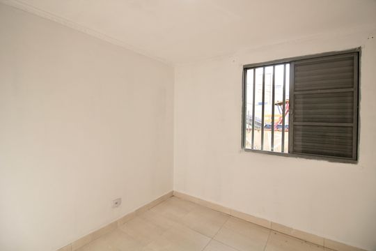 Quarto 2 de apartamento para alugar com 2 quartos, 49m² em Conjunto Habitacional Padre Manoel de Paiva, São Paulo