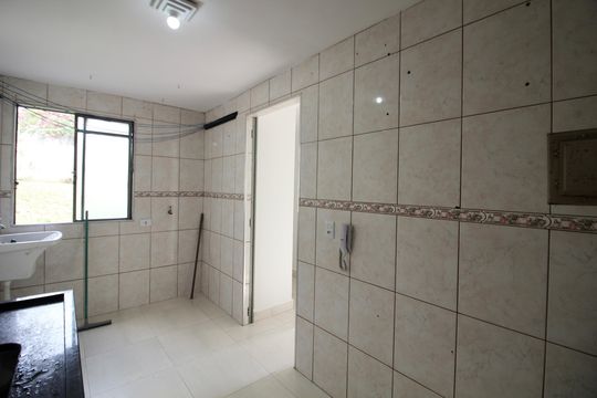 Cozinha de apartamento para alugar com 2 quartos, 49m² em Conjunto Habitacional Padre Manoel de Paiva, São Paulo