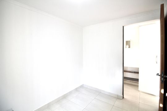 Quarto 1 de apartamento para alugar com 2 quartos, 49m² em Conjunto Habitacional Padre Manoel de Paiva, São Paulo