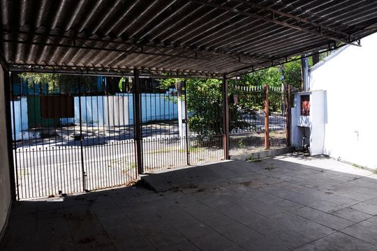Detalhe - Garagem de casa para alugar com 2 quartos, 60m² em Vila Mirante, São Paulo