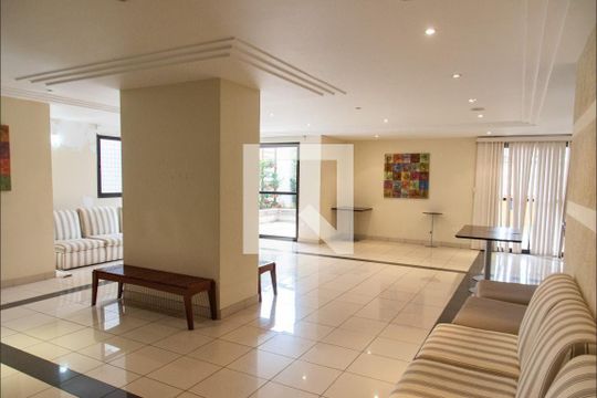 Hall de entrada de apartamento para alugar com 2 quartos, 65m² em Cambuci, São Paulo