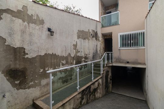 Entrada Garagem de casa para alugar com 3 quartos, 195m² em Cidade Líder, São Paulo