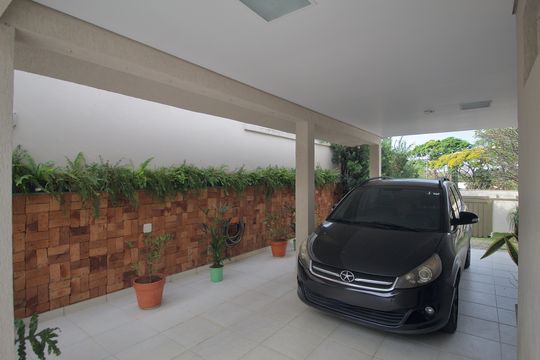 Garagem de casa à venda com 4 quartos, 1000m² em Garças, Belo Horizonte