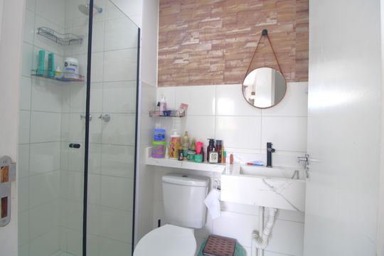Banheiro de apartamento para alugar com 2 quartos, 35m² em Pedreira, São Paulo
