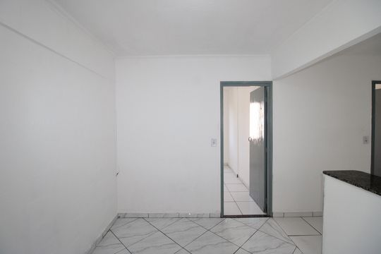 Sala de apartamento para alugar com 2 quartos, 47m² em Conjunto Residencial José Bonifácio, São Paulo