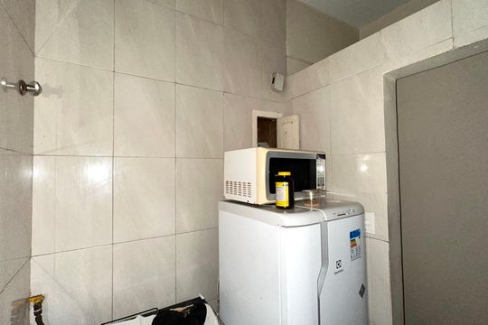 Cozinha de apartamento à venda com 1 quarto, 40m² em Copacabana, Rio de Janeiro