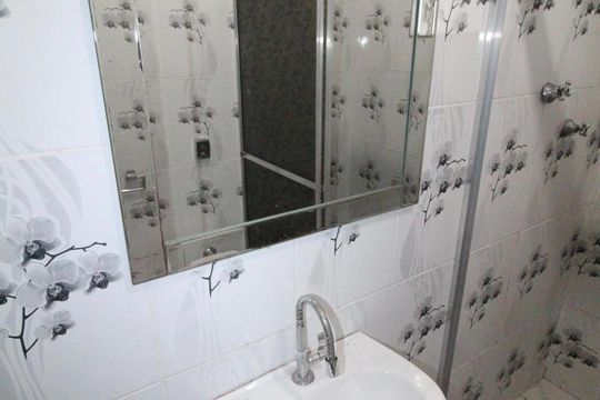 Banheiro de casa para alugar com 2 quartos, 90m² em Jardim Altos de Santana, São José dos Campos