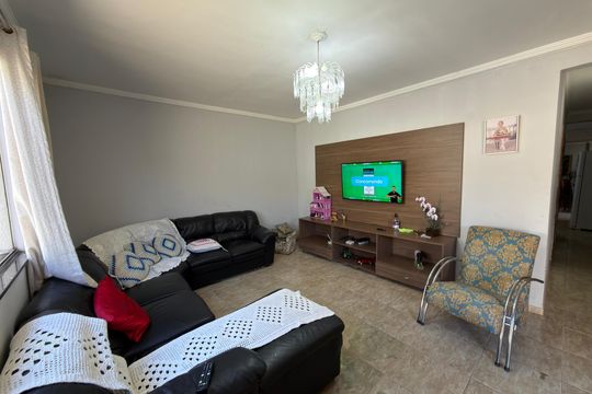 Casa à venda com 3 quartos, 500m² em Taguatinga , Brasília