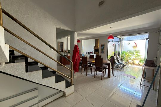 Casa à venda com 3 quartos, 500m² em Taguatinga , Brasília