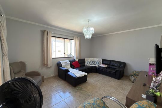 Casa à venda com 3 quartos, 500m² em Taguatinga , Brasília