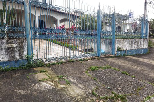 Fachada de casa para alugar com 6 quartos, 435m² em Pechincha, Rio de Janeiro