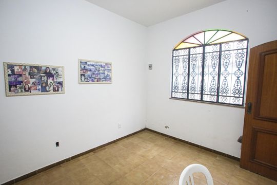 Quarto 4 de casa para alugar com 6 quartos, 435m² em Pechincha, Rio de Janeiro