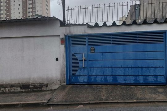 Fachada de casa à venda com 4 quartos, 216m² em Vila Antonieta, São Paulo