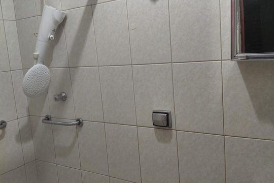 Banheiro 2 de casa à venda com 4 quartos, 216m² em Vila Antonieta, São Paulo