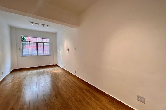 Kitnet/Studio à venda com 1 quarto, 40m² em Copacabana, Rio de Janeiro