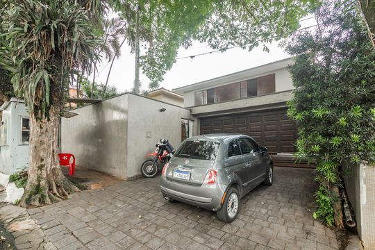 Fachada de casa para alugar com 4 quartos, 365m² em Chácara Santo Antônio (zona Sul), São Paulo