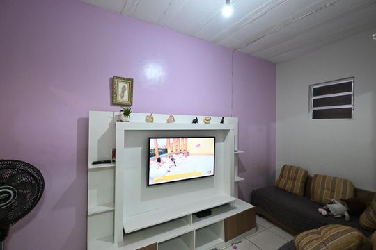 Sala de casa à venda com 2 quartos, 60m² em Paraisópolis, São Paulo