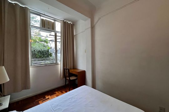 Apartamento à venda com 2 quartos, 45m² em Urca, Rio de Janeiro