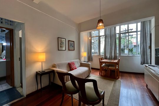 Apartamento à venda com 2 quartos, 45m² em Urca, Rio de Janeiro