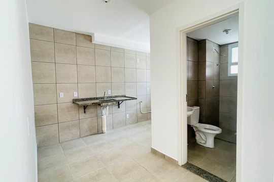 Cozinha de apartamento para alugar com 2 quartos, 43m² em Jardim Sao Luiz, Embu das Artes