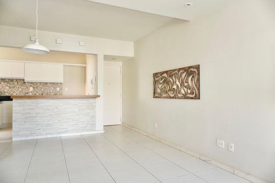 Sala  de apartamento para alugar com 2 quartos, 72m² em Sion, Belo Horizonte