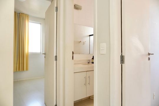 Corredor  de apartamento para alugar com 2 quartos, 72m² em Sion, Belo Horizonte