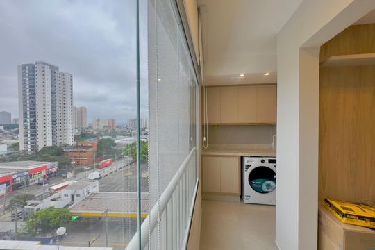 Varanda da Sala de apartamento para alugar com 2 quartos, 58m² em Vila das Bandeiras, Guarulhos