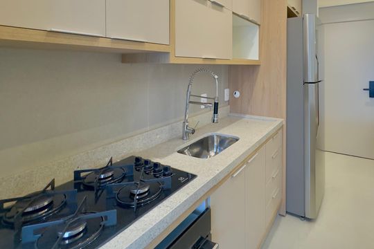 Cozinha de apartamento para alugar com 2 quartos, 58m² em Vila das Bandeiras, Guarulhos