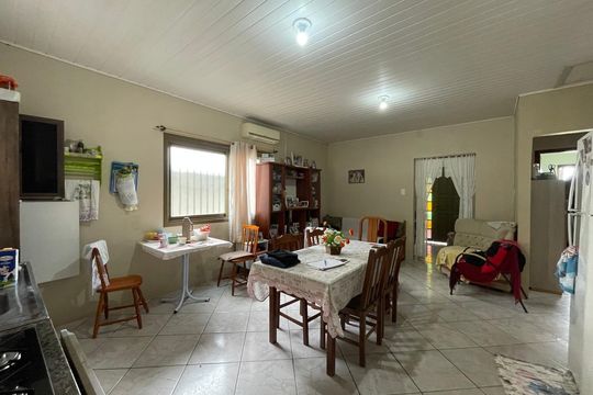 Casa à venda com 3 quartos, 70m² em Feitoria, São Leopoldo