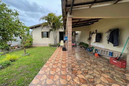 Casa à venda com 3 quartos, 70m² em Feitoria, São Leopoldo