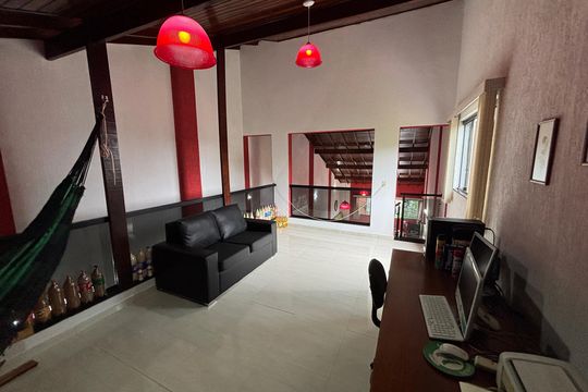 Escritório de casa à venda com 2 quartos, 203m² em Alianca, Ribeirão Pires
