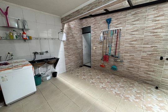 Área de Serviço de casa à venda com 2 quartos, 203m² em Alianca, Ribeirão Pires