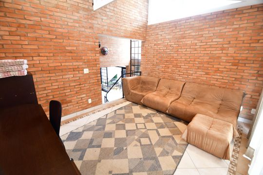 Casa de Condomínio à venda com 3 quartos, 238m² em Jardim das Paineiras, Campinas