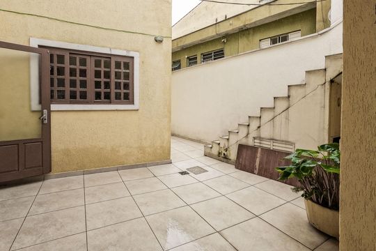 Casa à venda com 4 quartos, 150m² em Jaguará, São Paulo