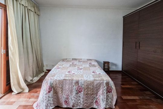 Casa à venda com 4 quartos, 150m² em Jaguará, São Paulo