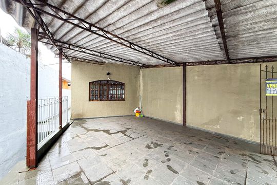 Garagem de casa para alugar com 3 quartos, 60m² em Vila Mirante, São Paulo