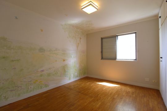 Quarto 2 de apartamento à venda com 4 quartos, 200m² em Itaim Bibi, São Paulo