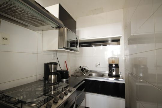 cozinha de apartamento à venda com 1 quarto, 70m² em Santo Agostinho, Belo Horizonte