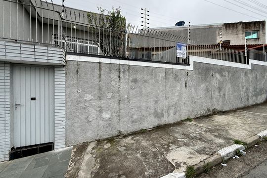 Placa de casa à venda com 2 quartos, 259m² em Vila Maricy, Guarulhos