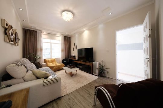 Sala de casa à venda com 3 quartos, 120m² em Parque Boturussu, São Paulo