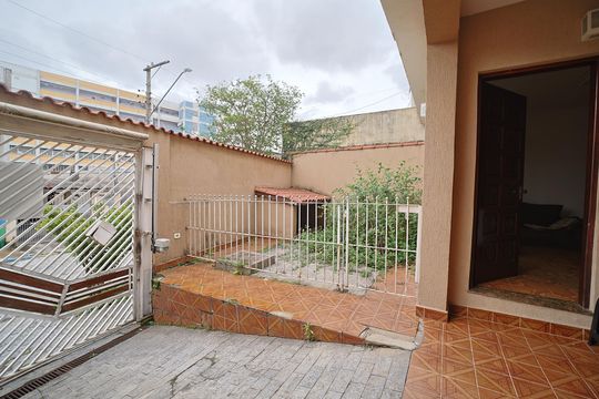 Garagem de casa à venda com 3 quartos, 160m² em Jardim Eliane, São Paulo