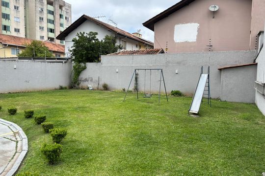 Área comum - Playground de casa de condomínio para alugar com 3 quartos, 80m² em Novo Mundo, Curitiba