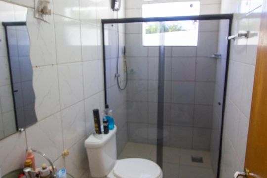 Casa de Condomínio para alugar com 4 quartos, 240m² em Setor Habitacional Arniqueira, Brasília