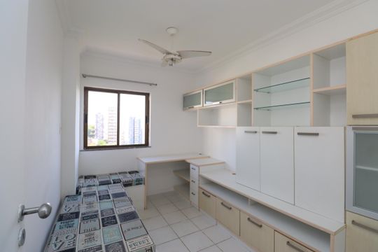Apartamento para alugar com 3 quartos, 84m² em Stiep, Salvador