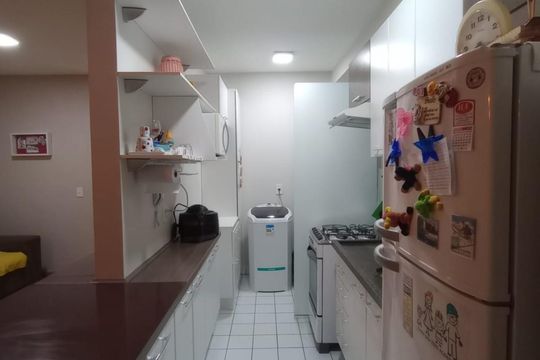 Cozinha de apartamento à venda com 3 quartos, 70m² em Jardim Santa Rosa, Valinhos