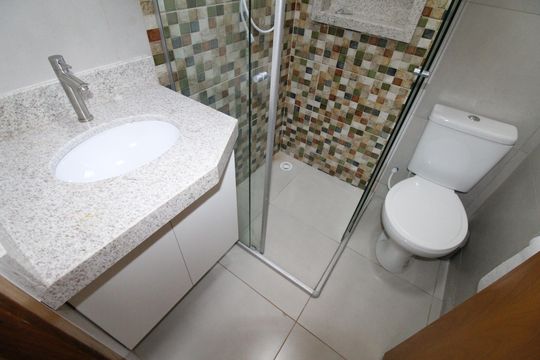 Banheiro de kitnet/studio para alugar com 1 quarto, 26m² em Vila Maria, São José dos Campos