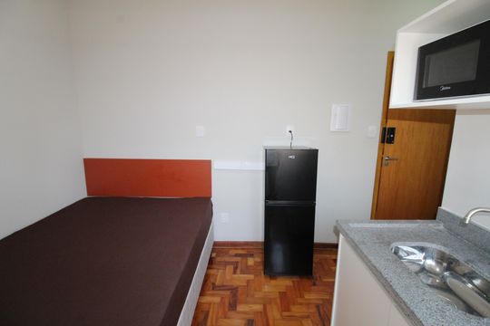 Quarto / Cozinha de kitnet/studio para alugar com 1 quarto, 26m² em Vila Maria, São José dos Campos