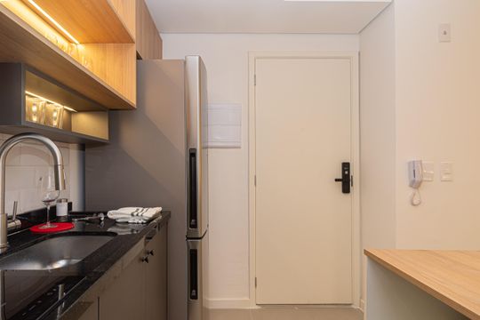 Cozinha de kitnet/studio à venda com 1 quarto, 24m² em Cerqueira César, São Paulo